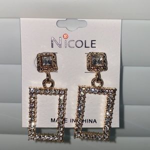 Earring ( color ) gold